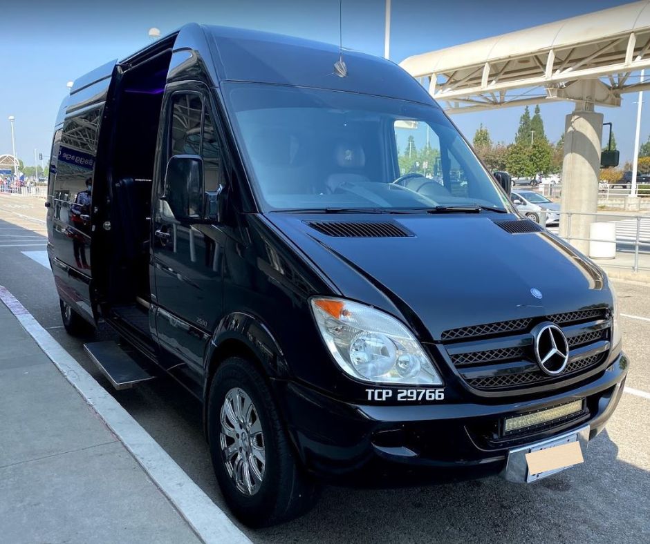 Corporate Event Limo Tips: 5 Essential Ways to Succeed in Orange County