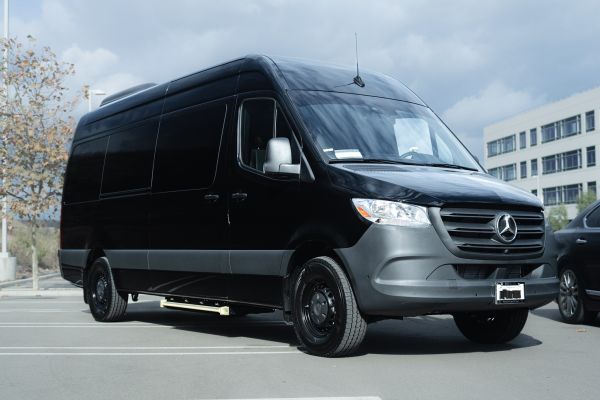 Mercedes-Benz Sprinter Limo